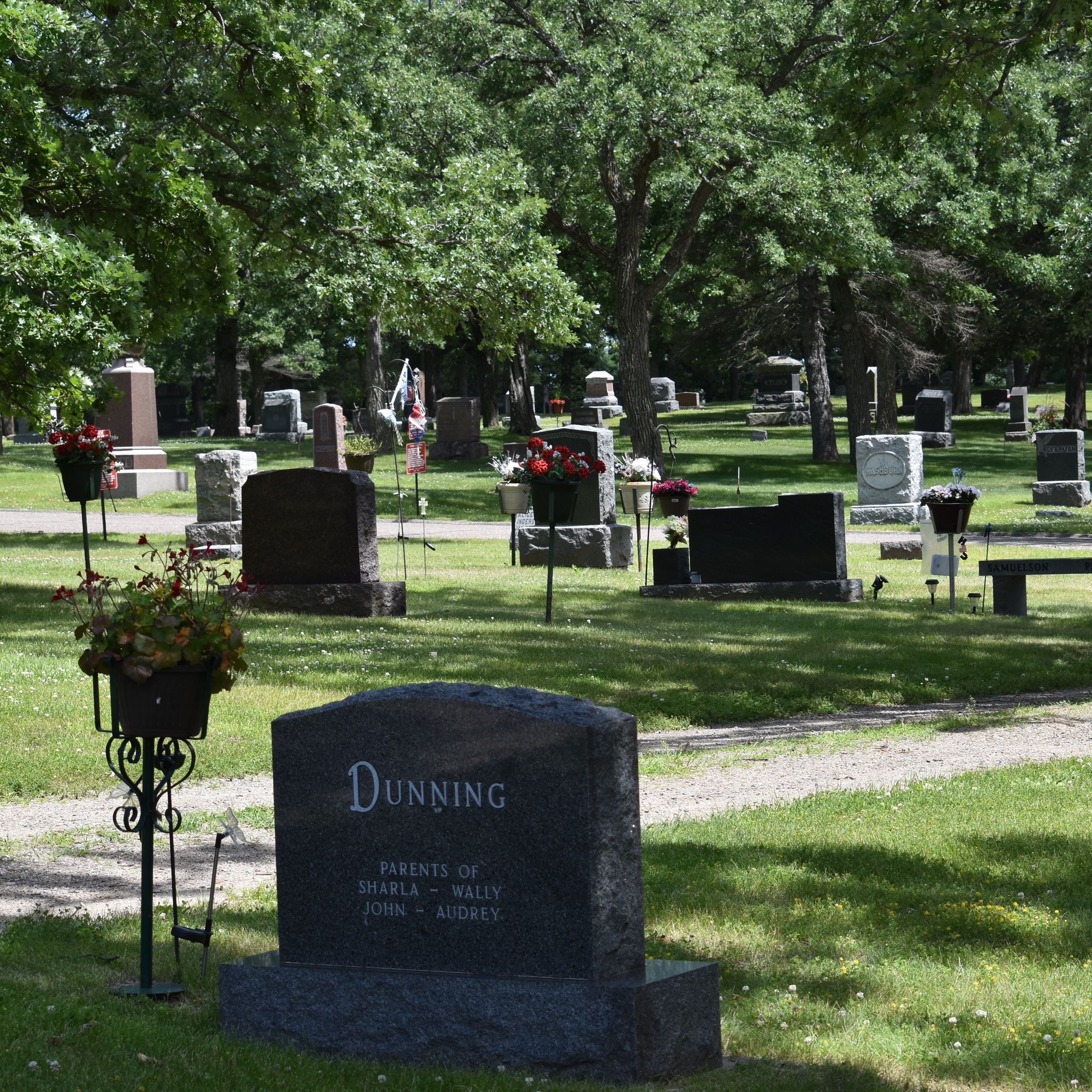 Riverside Cemetery